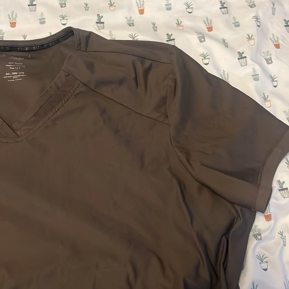 Form by Cherokee scrub top - Picture 7 of 12